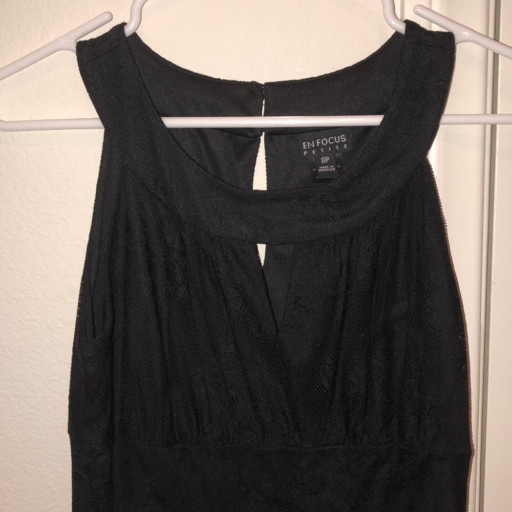 🛑 SOLD 🛑 En Focus Halter Top Lace Dress